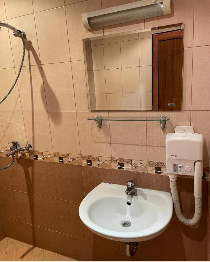 Guest House Family Пловдив Экстерьер фото