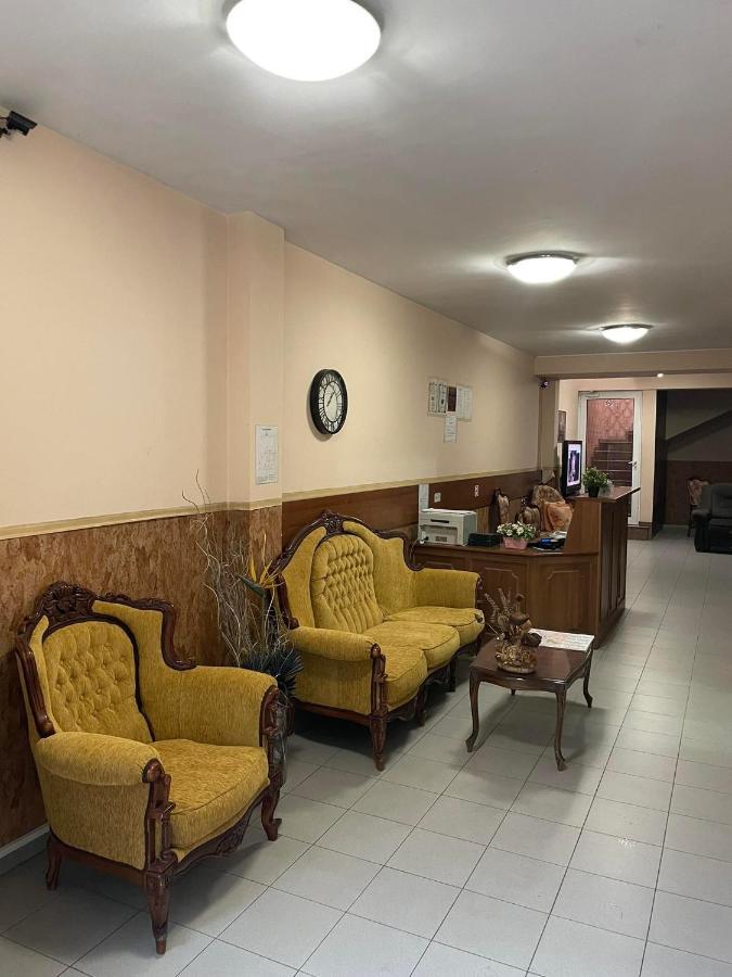 Guest House Family Пловдив Экстерьер фото