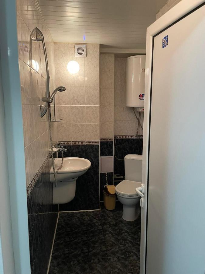 Guest House Family Пловдив Экстерьер фото