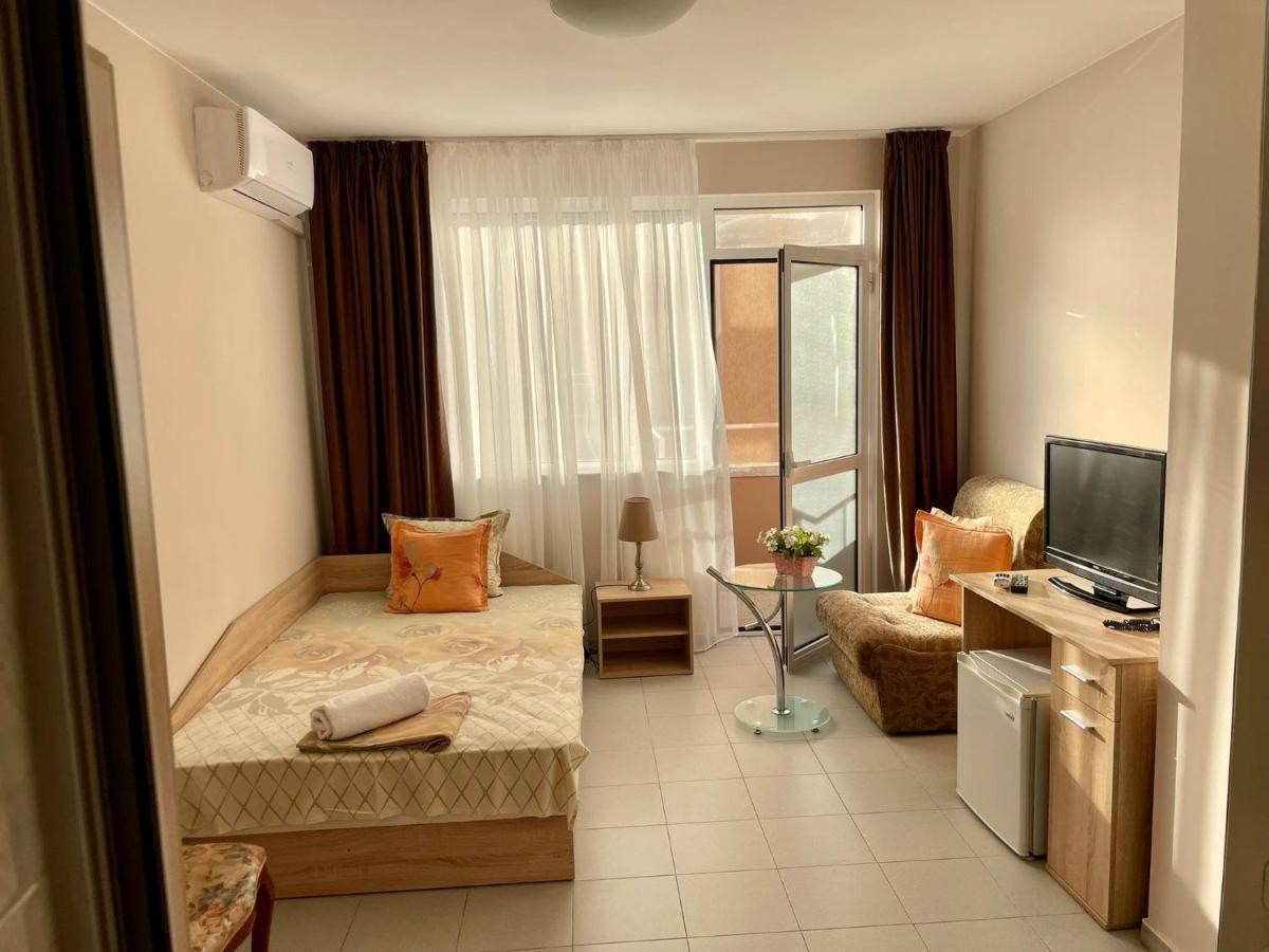 Guest House Family Пловдив Экстерьер фото