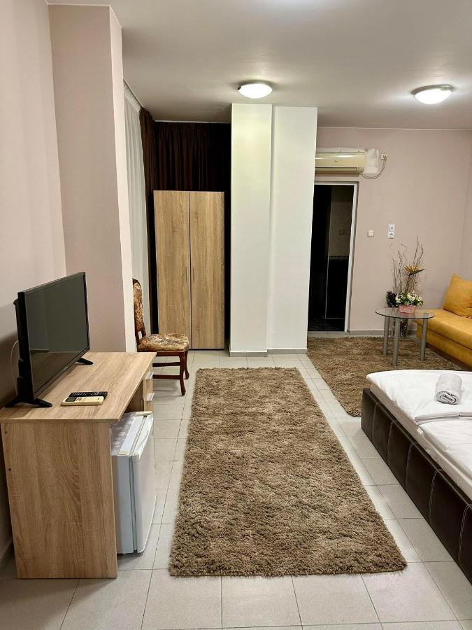 Guest House Family Пловдив Экстерьер фото