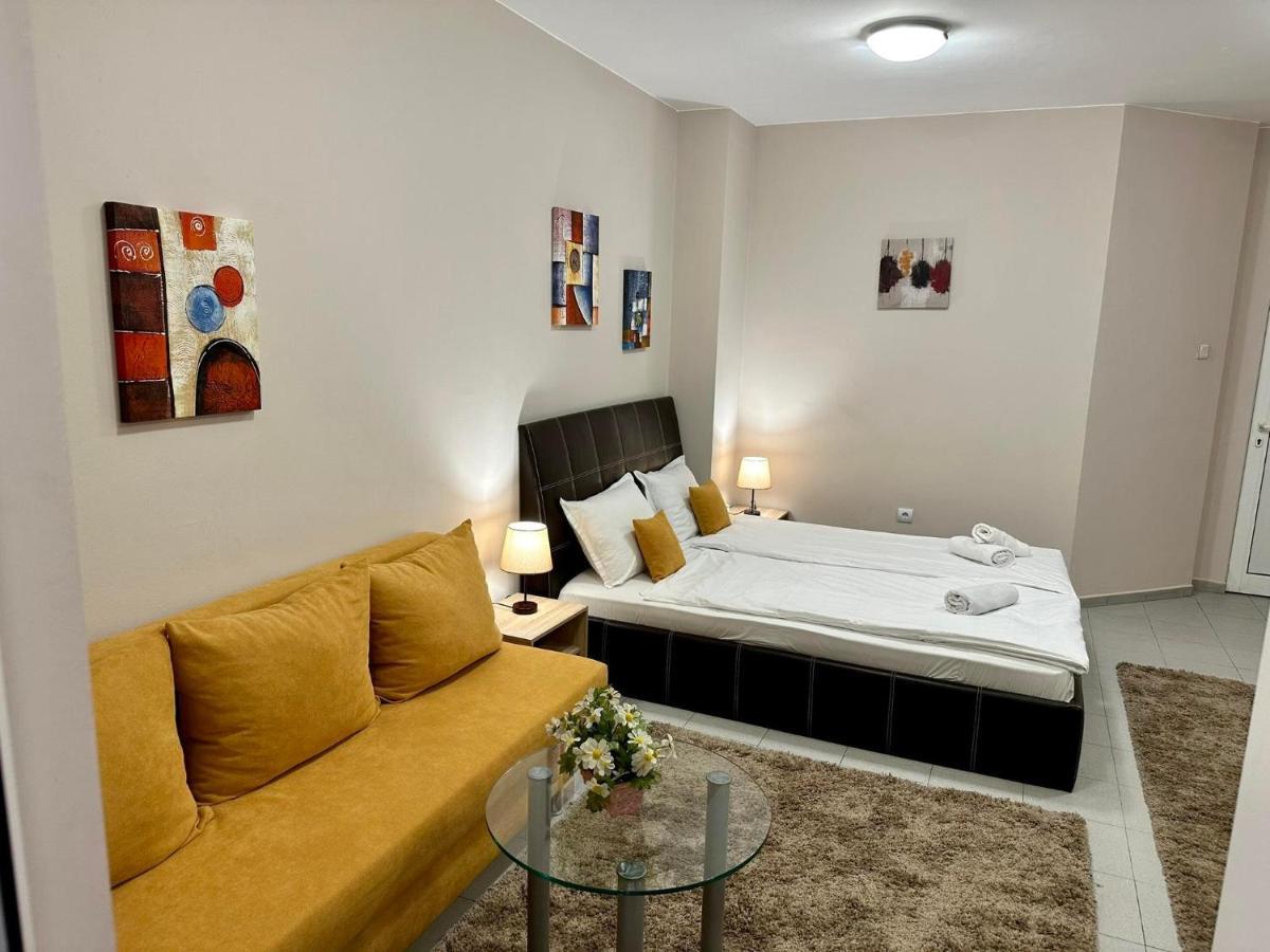 Guest House Family Пловдив Экстерьер фото