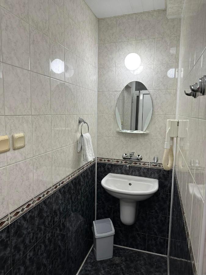 Guest House Family Пловдив Экстерьер фото