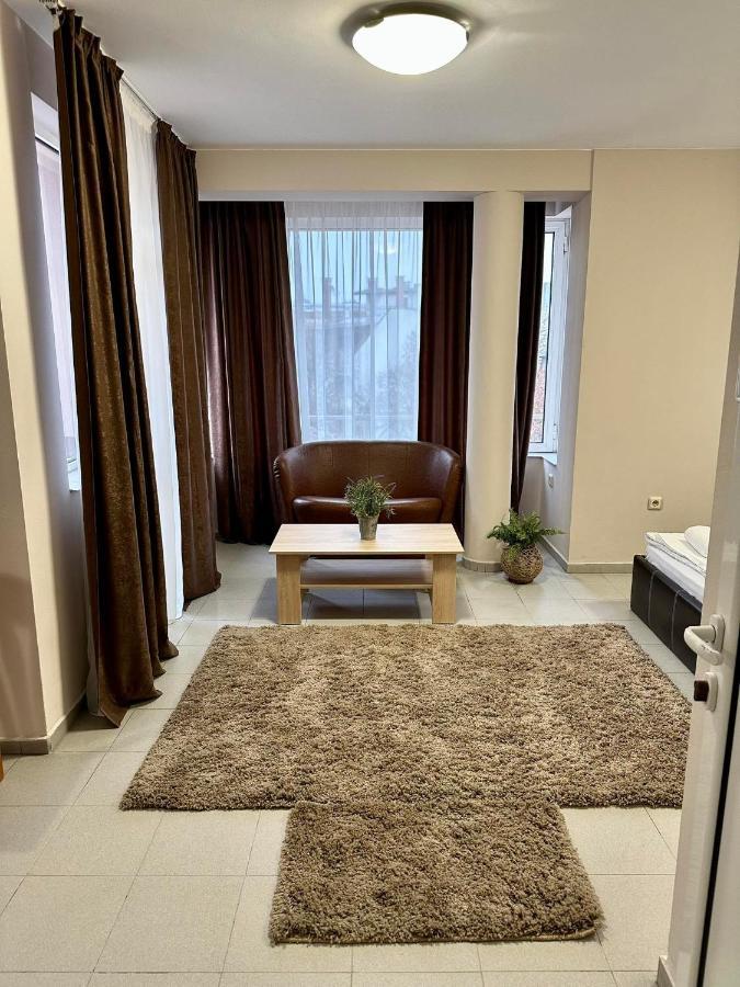 Guest House Family Пловдив Экстерьер фото
